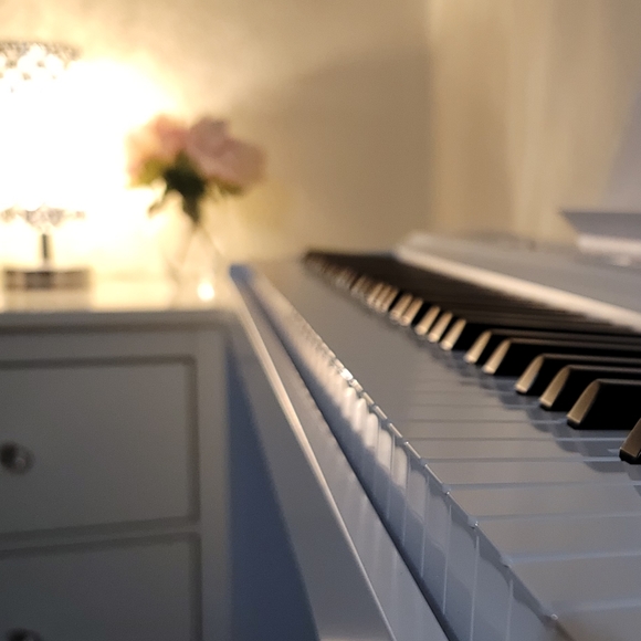 Meet your Posher, Mai - Picture 2 of 2